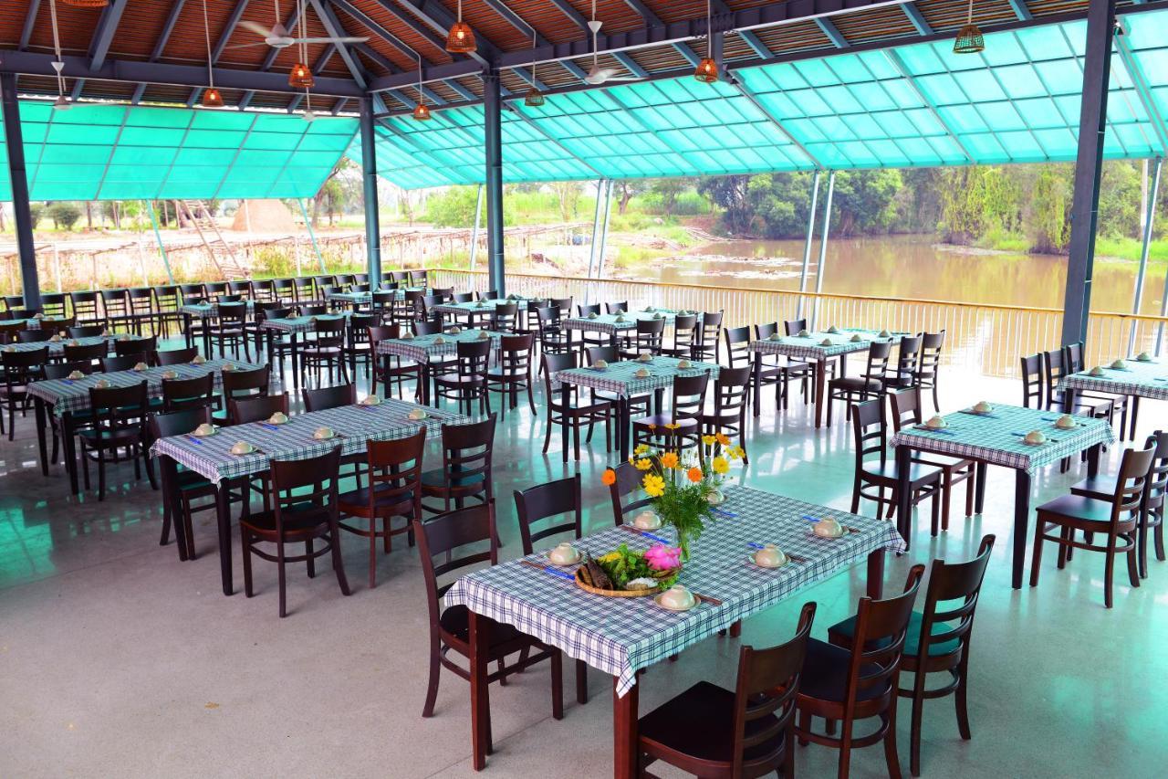 Kdl Lang Noi Tan Lap - Tan Lap Floating Village Moc Hoa ภายนอก รูปภาพ
